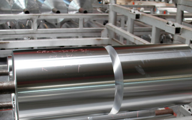 明泰鋁業(yè)食品級(jí)鋁箔真正實(shí)力派,讓鋁箔餐盒用的更放心 明泰鋁業(yè)食品級(jí)鋁箔真正實(shí)力派,讓鋁箔餐盒用的更放心