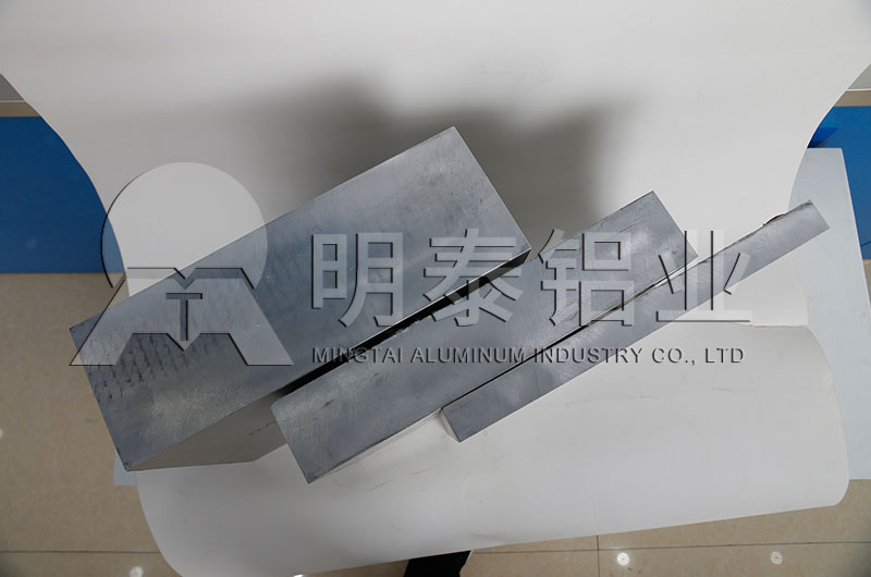 想買散熱片_電暖氣外殼用3004鋁板需要多少錢，性價比怎樣